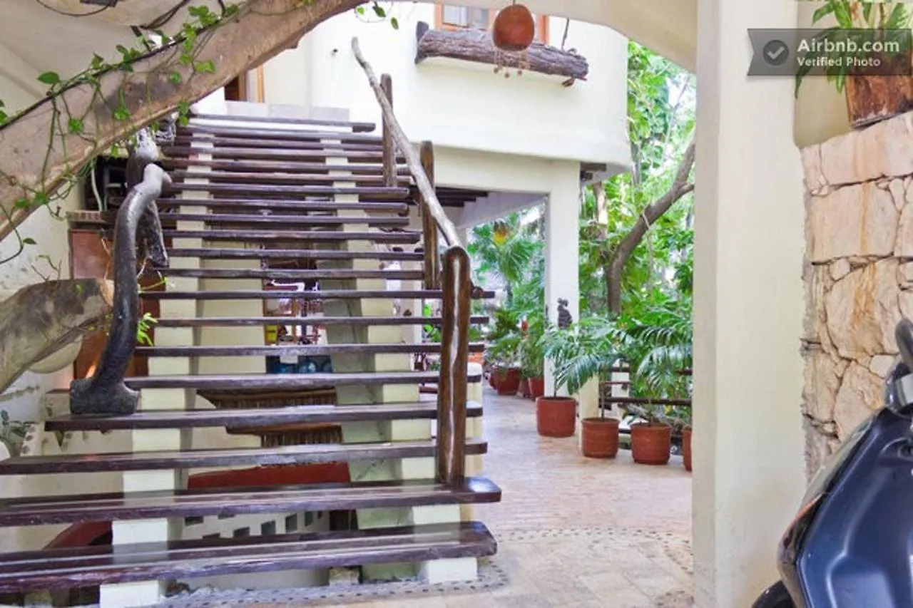 Apartment One Bedroom Apt In The Heart Of Playa Only One Block To The Beach! Playa del Carmen Mexico