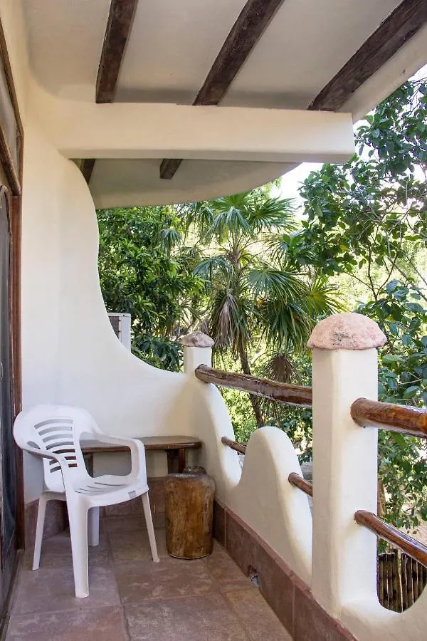 One Bedroom Apt In The Heart Of Playa Only One Block To The Beach! Playa del Carmen Apartment